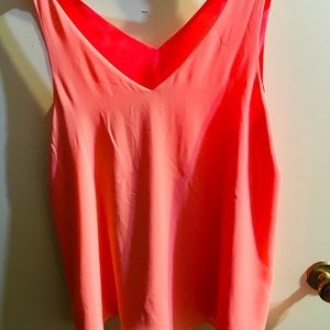 Lilly Pulitzer Florin reversible top in Coral size Large